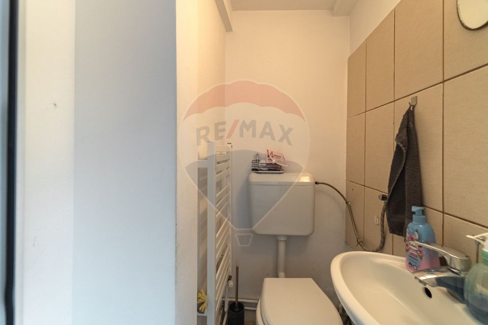 Garsonieră de închiriat– Strada Republicii 31/ Comision 0%