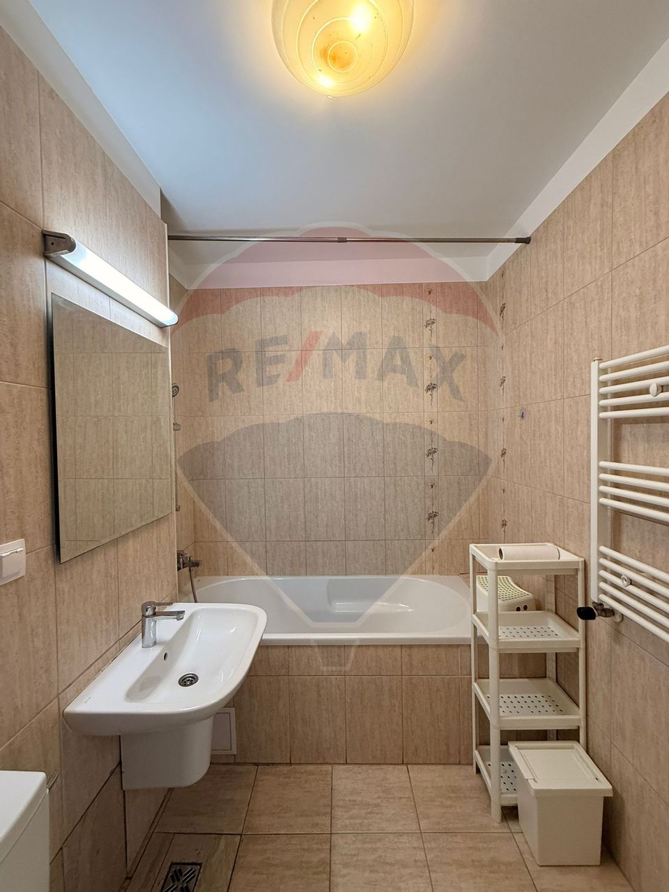 INCHIRIERE Apartament 2 camere City Point Aviatiei