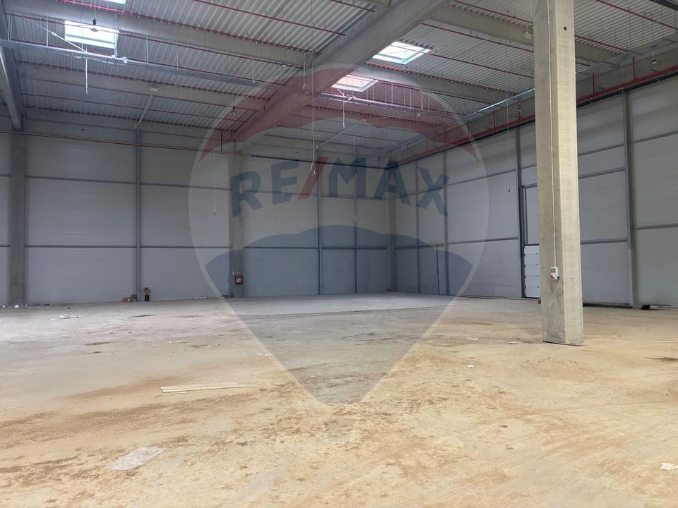 Hala moderna 1436 mp 2 rampe drive in H 10 m Luna de Sus