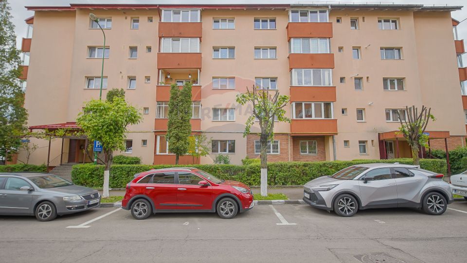 65sq.m Office Space for rent, Racadau area