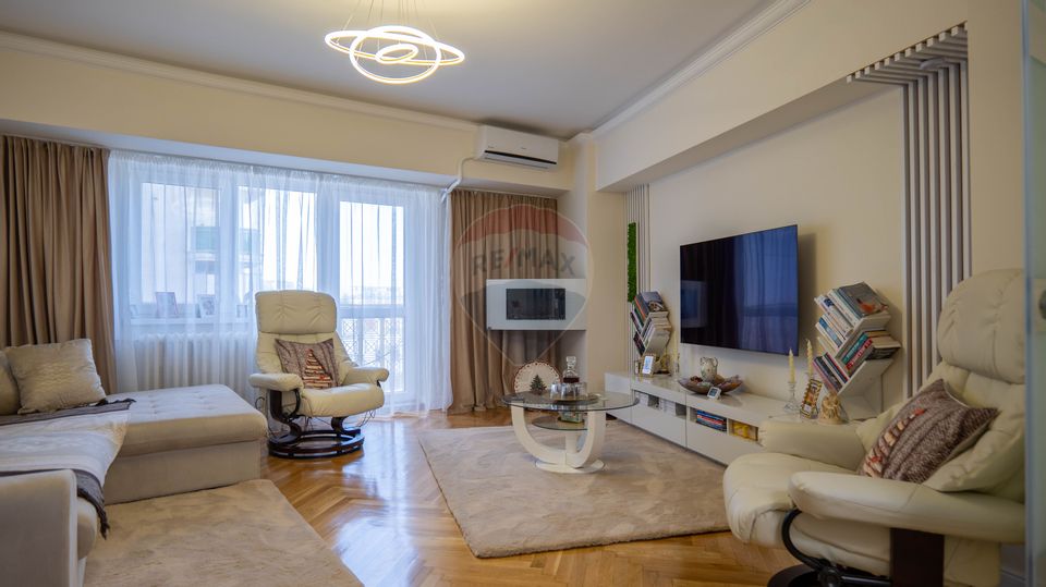 Oferta - Vanzare apartament lux,3 camere, Bulevardul Unirii la Fantani