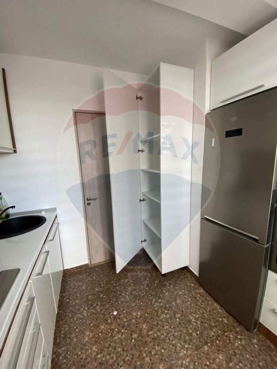 Apartament cu 2 camere de vânzare în zona Bragadiru