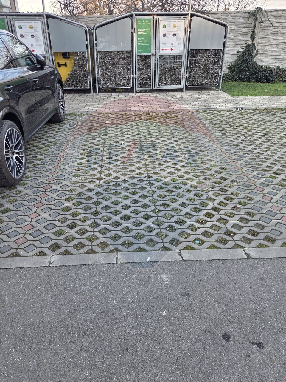 Apartament cu 3 camere in complexul Grand Hill Residence + parcare