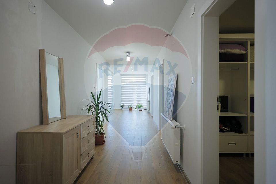 5 room House / Villa for sale