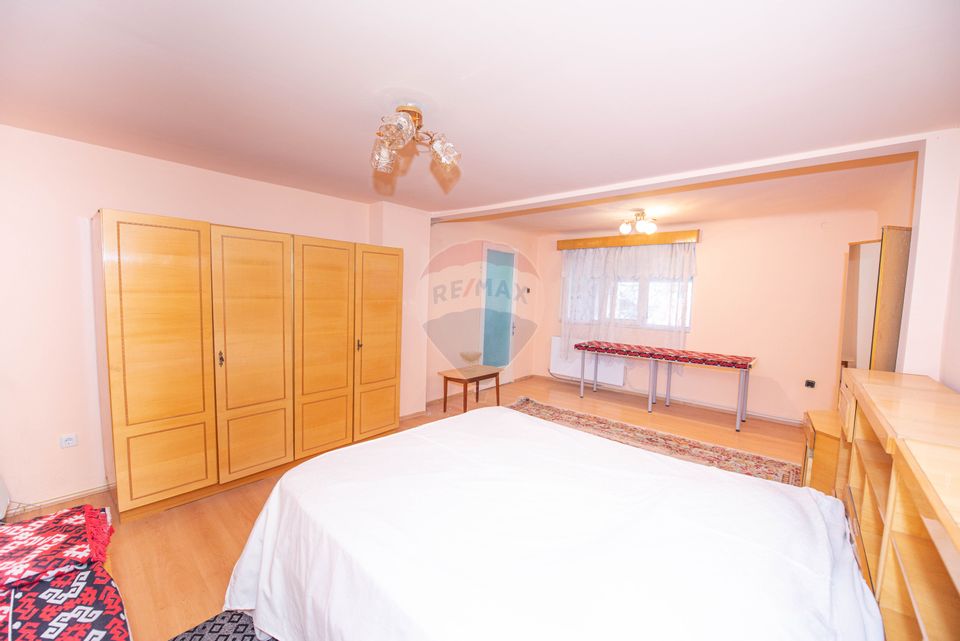 Apartament cu 4 camere 117 mp, de vanzare zona Ana Ipatescu, Ploiesti