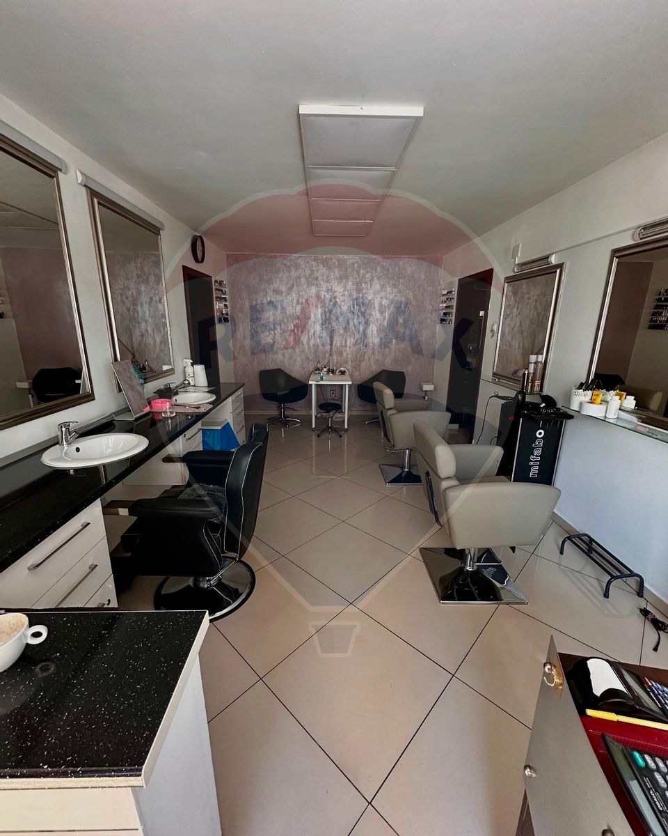 50sq.m Commercial Space for rent, Teiul Doamnei area