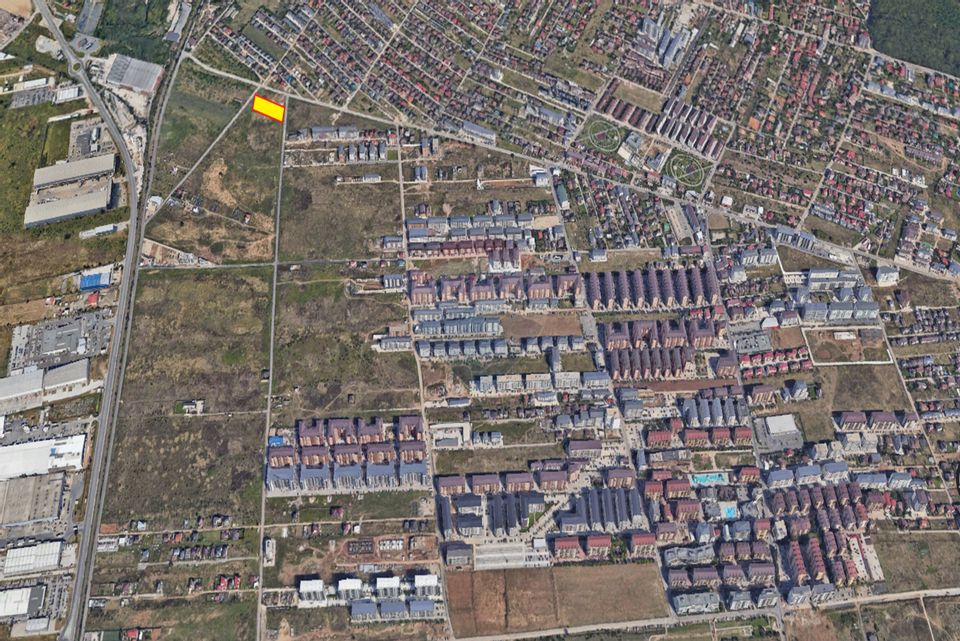 Land plot 2500sqm Luceafarului Street, Chiajna 2 openings of 25 ml