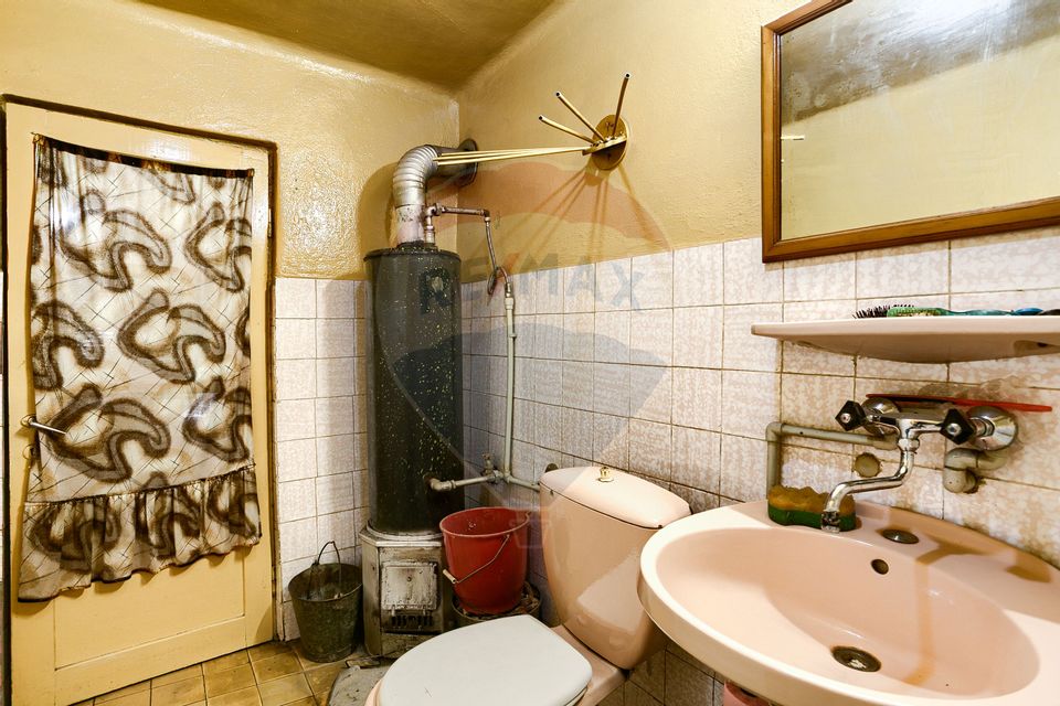 4 room House / Villa for sale, Periferie area