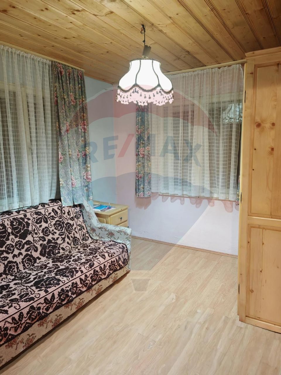 Cabană de vânzare în Muntele Băișorii – Zona Jera