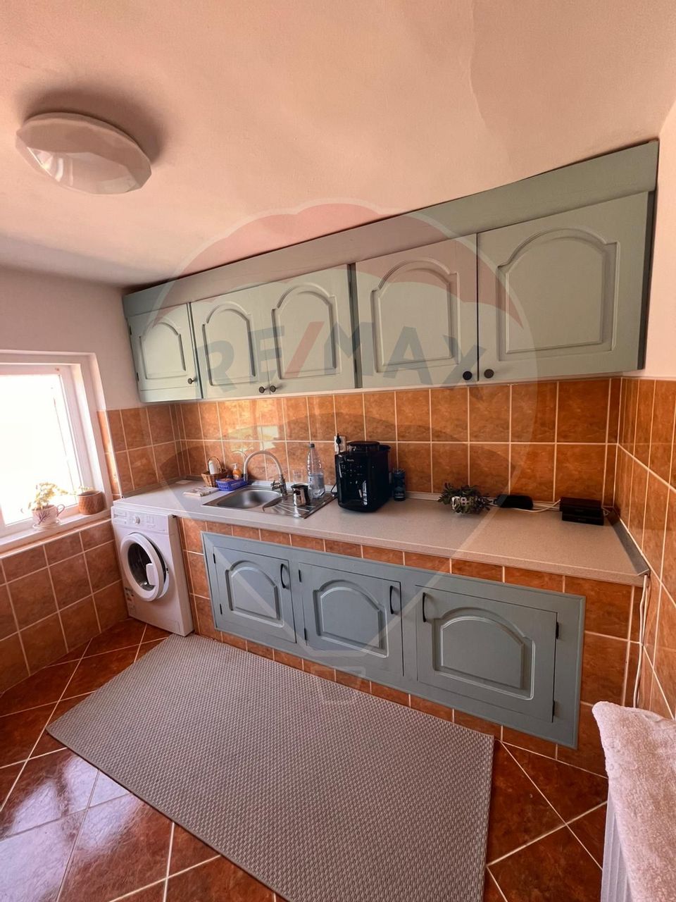 Casă / Vilă cu 4 camere de vânzare în zona Central