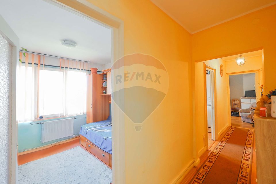 Apartament 3 cam AN,  zona Complex  Perla- Rogerius, Parc Olosig