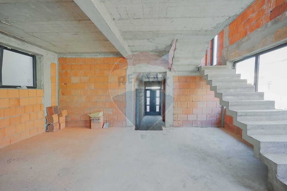 De vânzare, casă la roșu în zona centrală, Str. Emil Racoviță