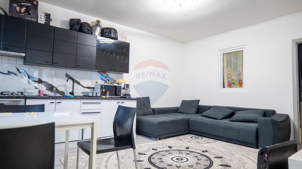 4 room House / Villa for sale, Periferie area