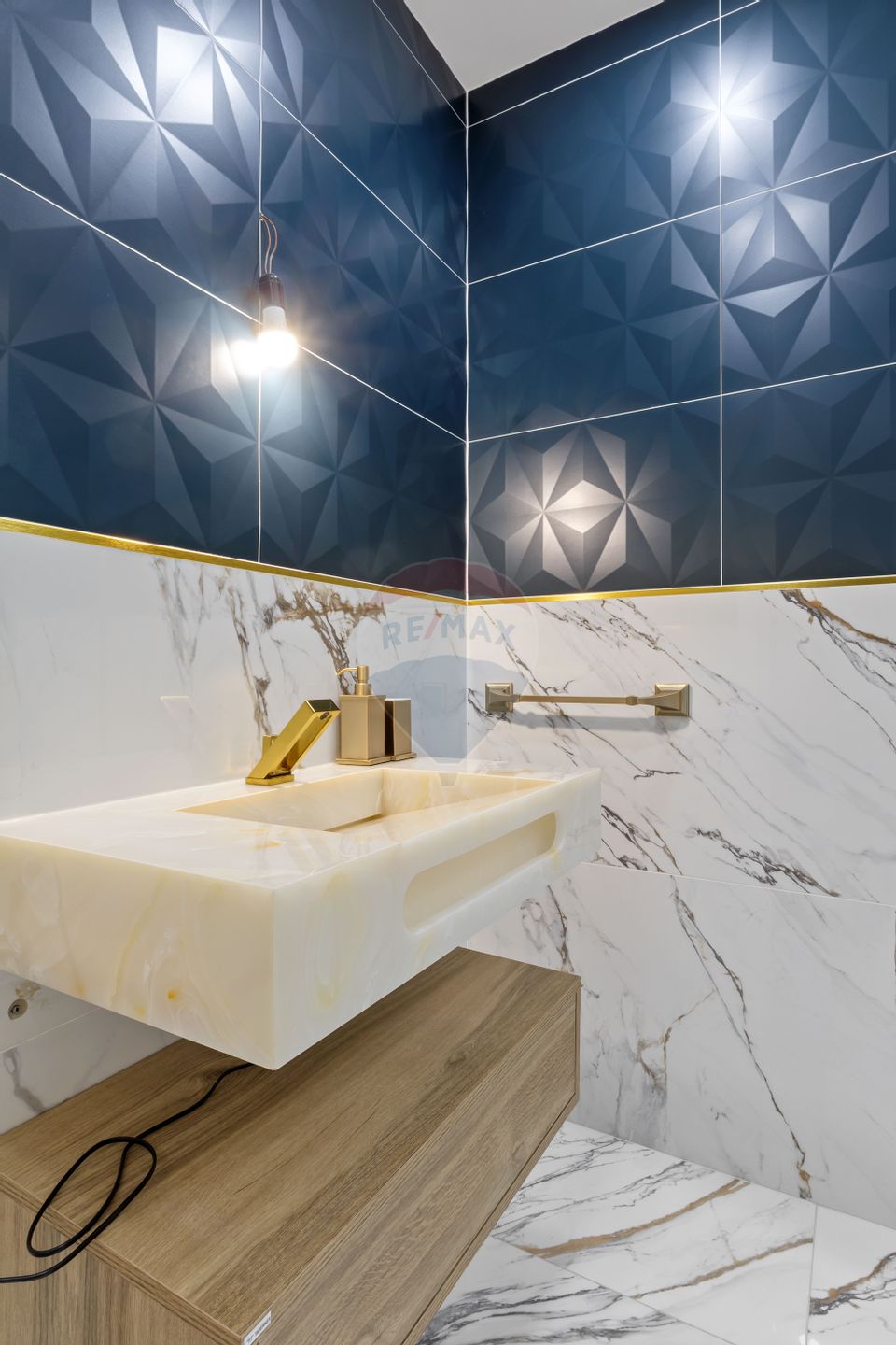 Penthouse unic pe două niveluri - saună și bucătărie exterioară