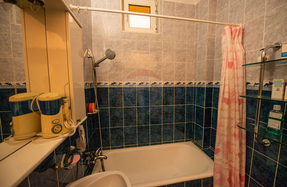 6 room House / Villa for sale, Central area