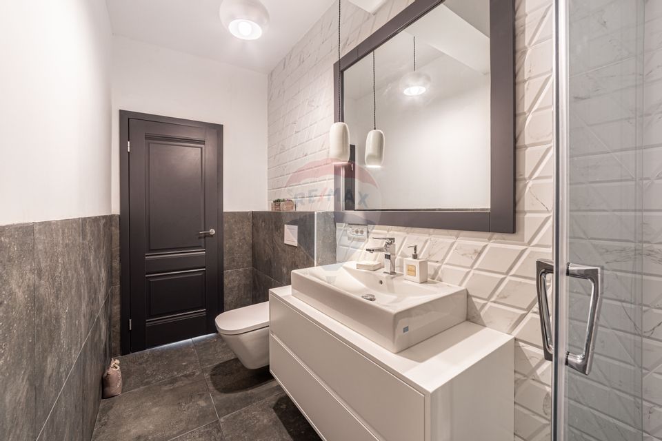 Apartament tip PENTHOUSE cu 3 camere de închiriat ADORA PARK zona UTA