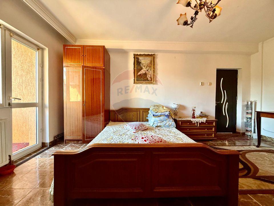16 room House / Villa for sale, Coiciu area
