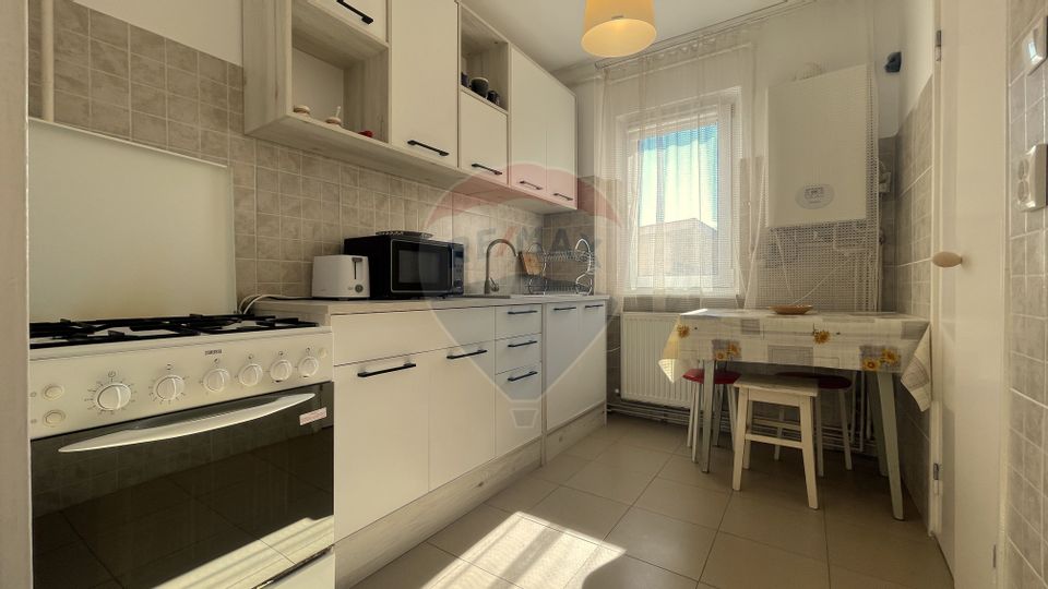 Apartament de închirat, zona Județean!