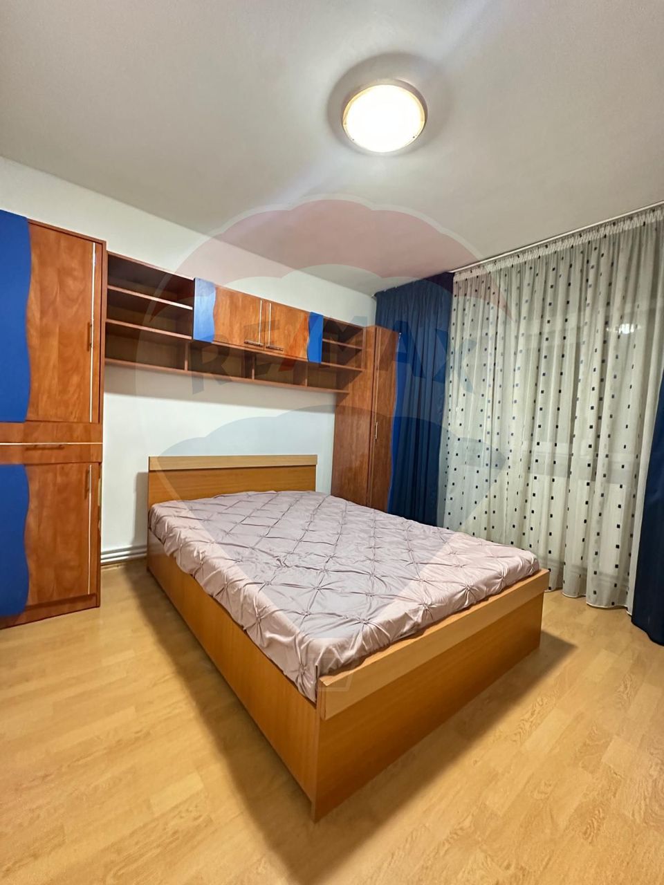 Apartament de închiriat - Valea Roșie