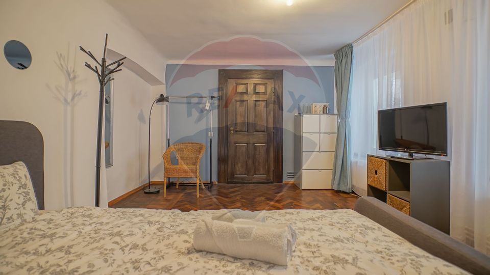 Apartament cu o cameră pe strada Poarta Schei, în inima Brașovului