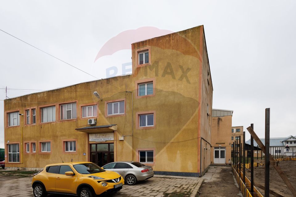 3,800sq.m Industrial Space for sale, Periferie area