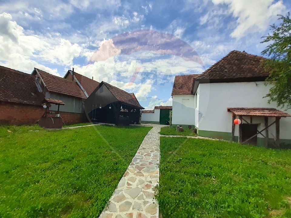 Casă săsească cu două spații de oaspeți - Transilvania