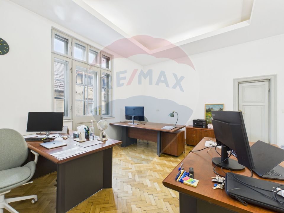 Vila interbelică cu personalitate