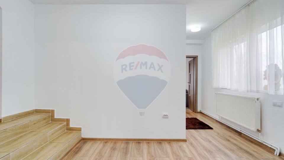 Renovated House with Land 1830 sqm in Prejmer!