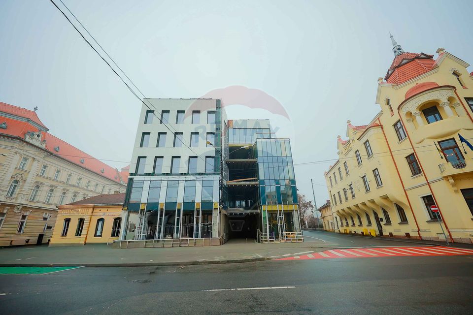 561sq.m Office Space for rent, Ultracentral area