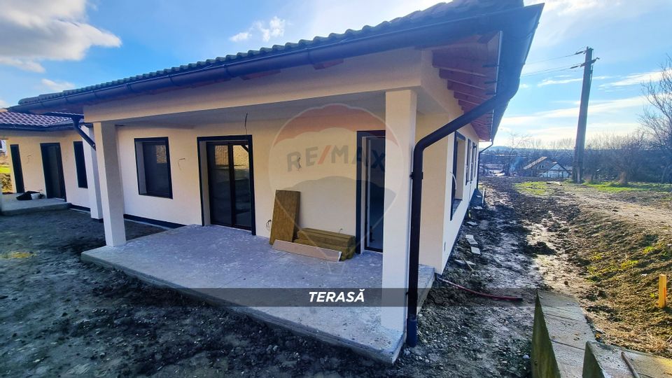 4 room House / Villa for sale