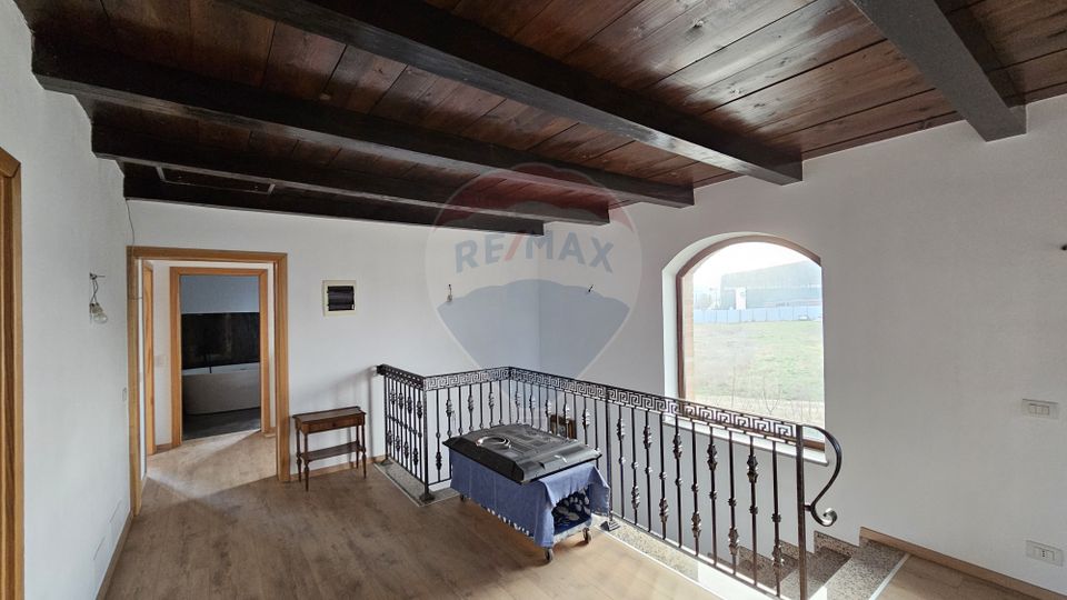 Casă / Vilă de lux, Scheia, Suceava