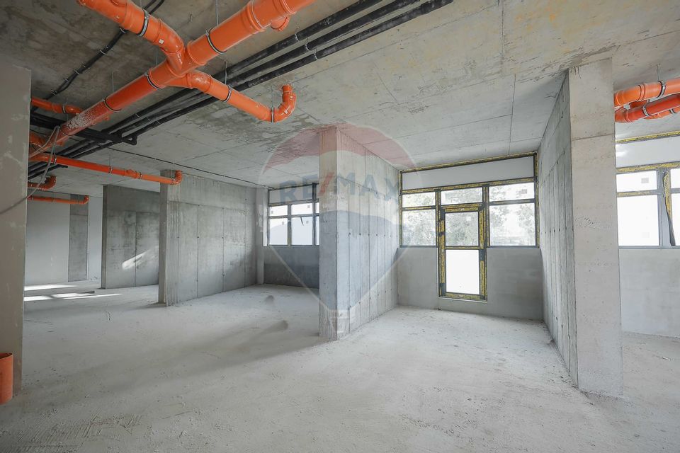 209.56sq.m Commercial Space for rent, Nufarul area