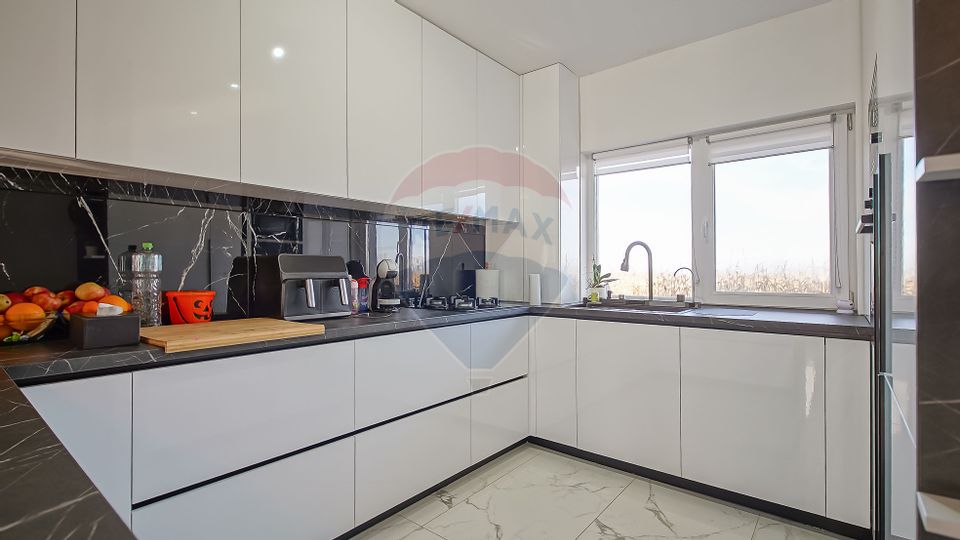 Casa Moderna De Vanzare Cartier Izvor-Finisaje premium Mutare Imediata