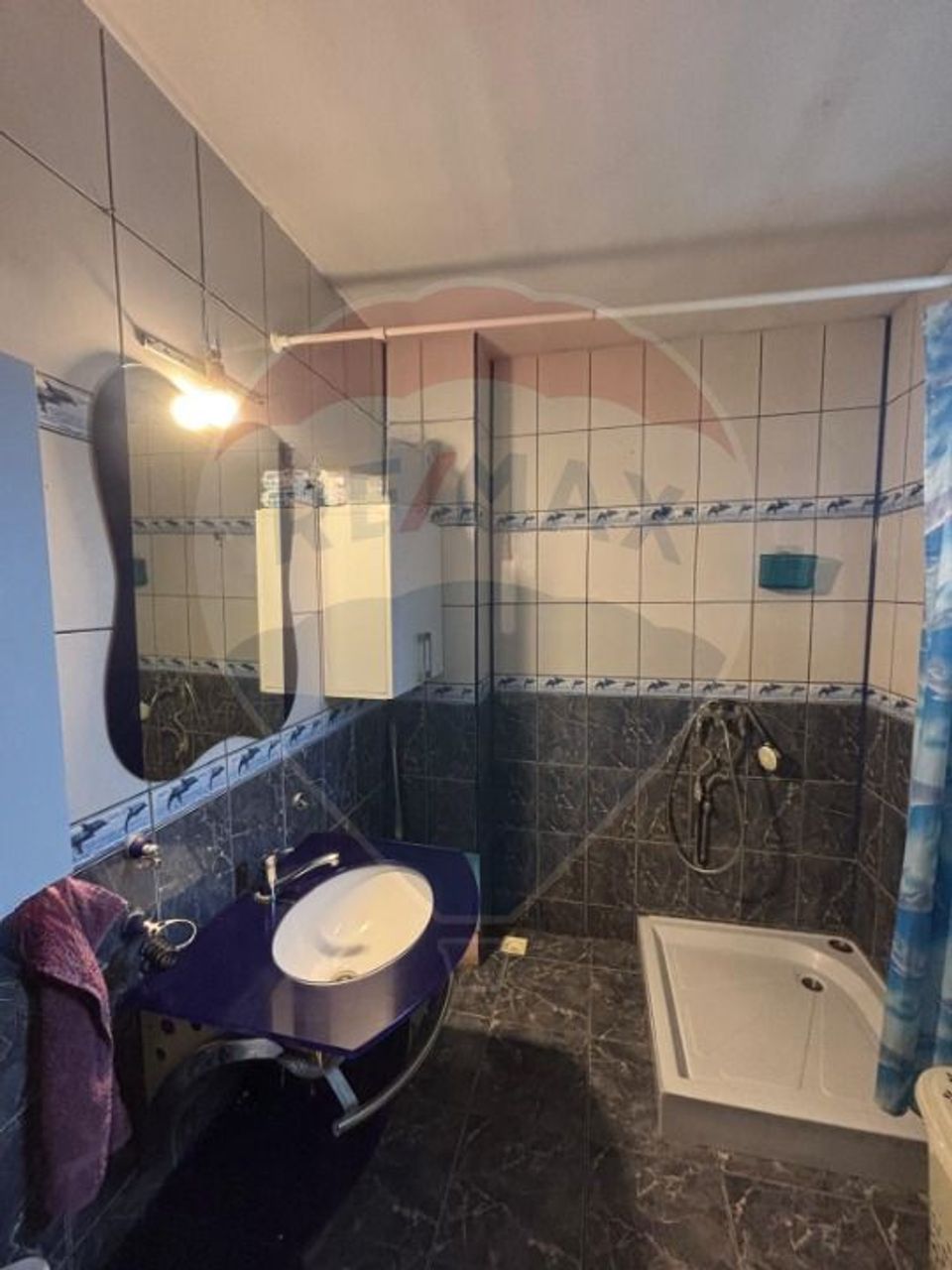 Casă spațioasă cu garaj - Mogoșoaia, foarte aproape de Podul Mogoșoaia