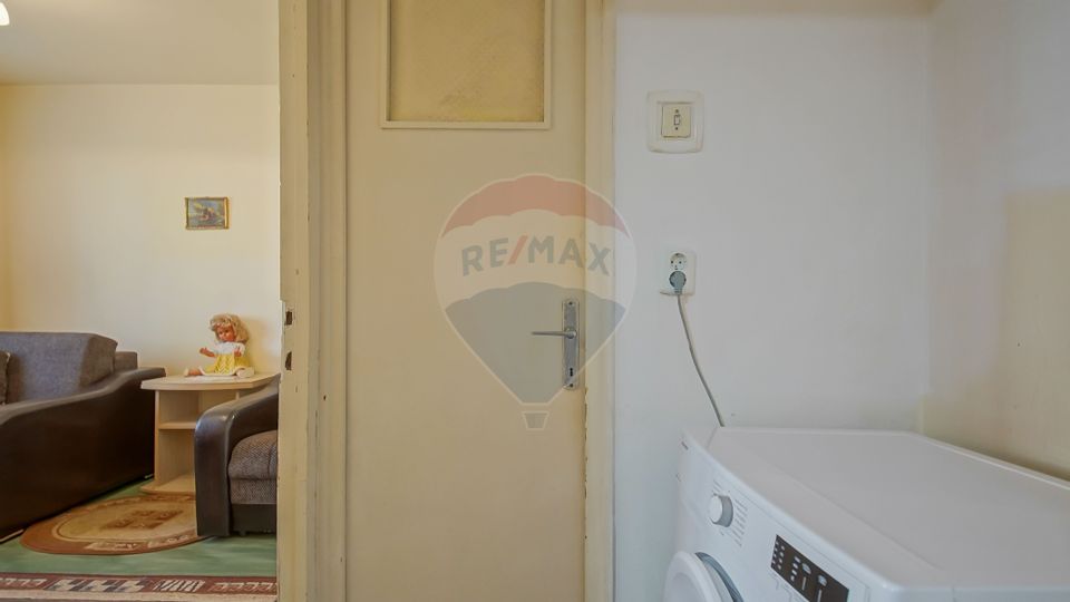 Apartament cu 2 camere de vânzare în zona Electroprecizia