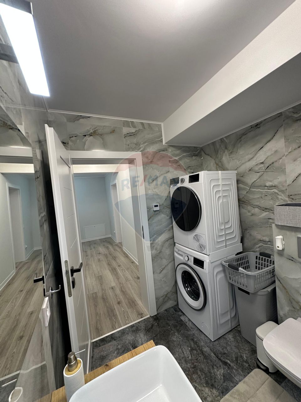 CASA DE LUX  4 CAMERE DE INCHIRIAT SELIMBAR