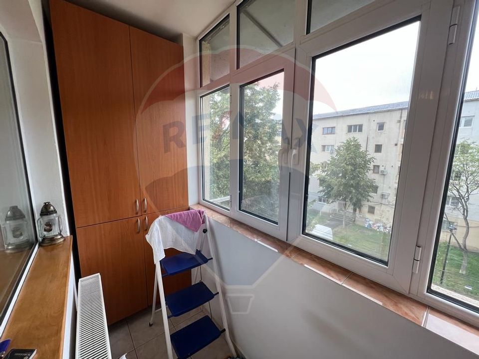 Apartament 3 camere  zona Doi Stejari