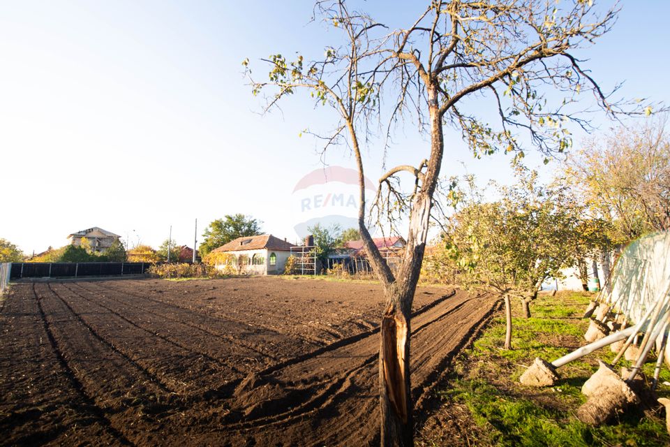 Casa cu 3 camere de vanzare in zona Central, Fundulea