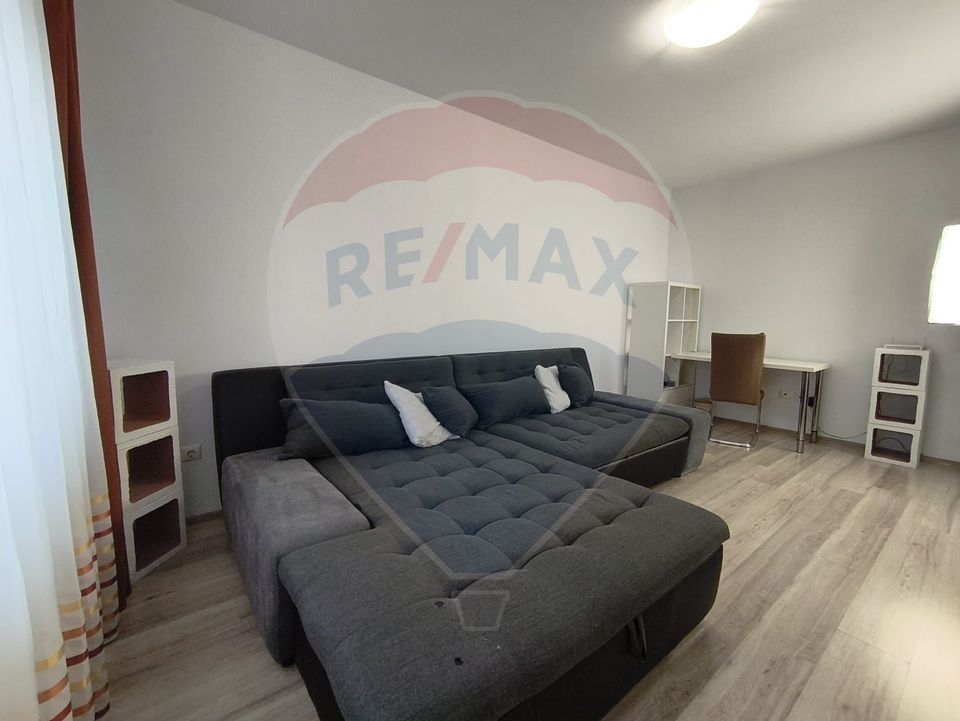 Apartament cu 2 camere de vânzare în zona Soarelui