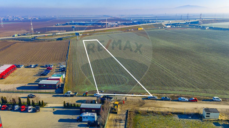 Land 4,900sqm Sanpetru / Strada Livezii