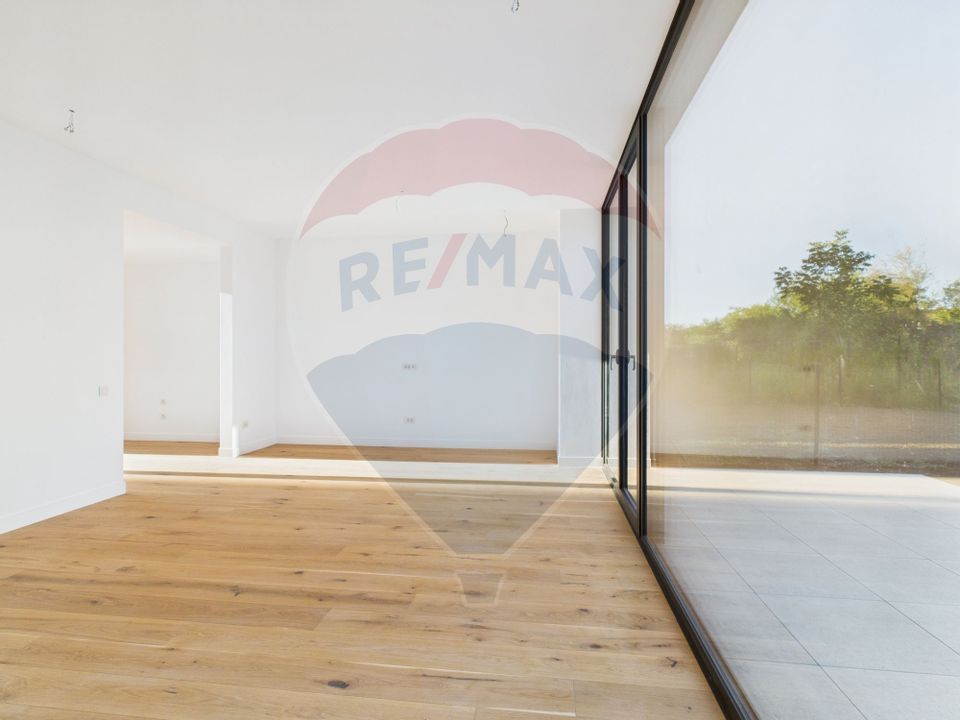 Vila moderna cu finisaje premium in Amber Forest – zona de Nord