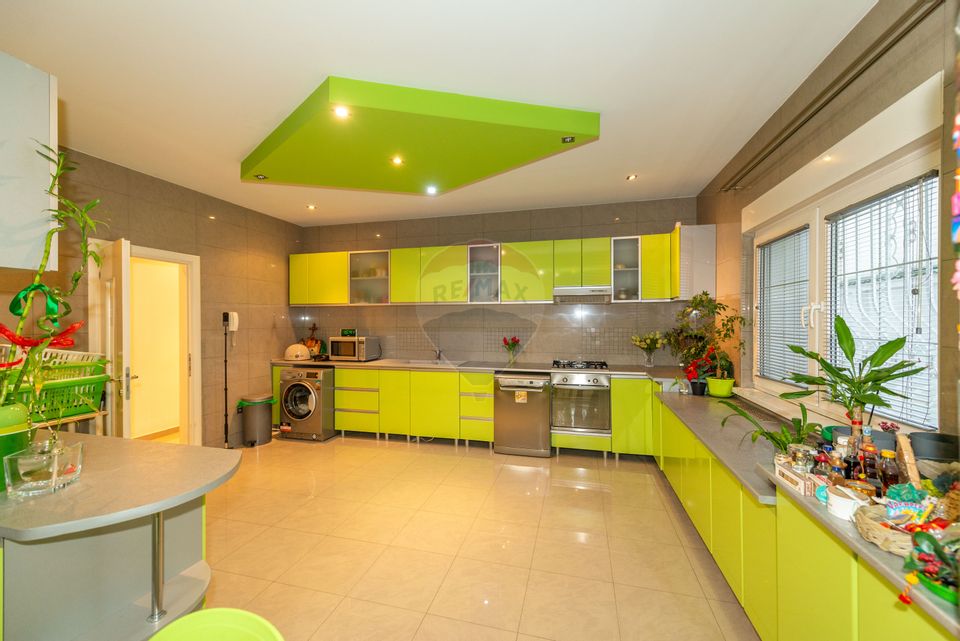 Apartment 3-4 rooms, ground floor villa 2009 Mosilor subway Obor