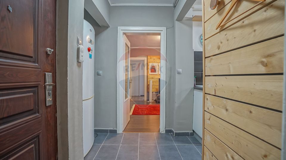 REZERVAT ! Apartament 3 camere Piața Teatrului
