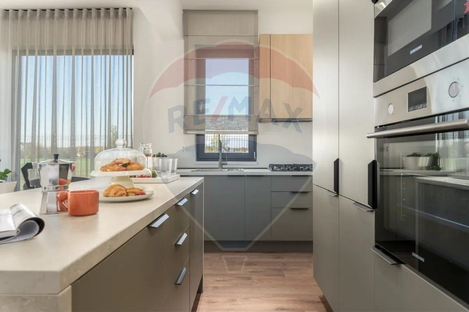 4 room House / Villa for sale