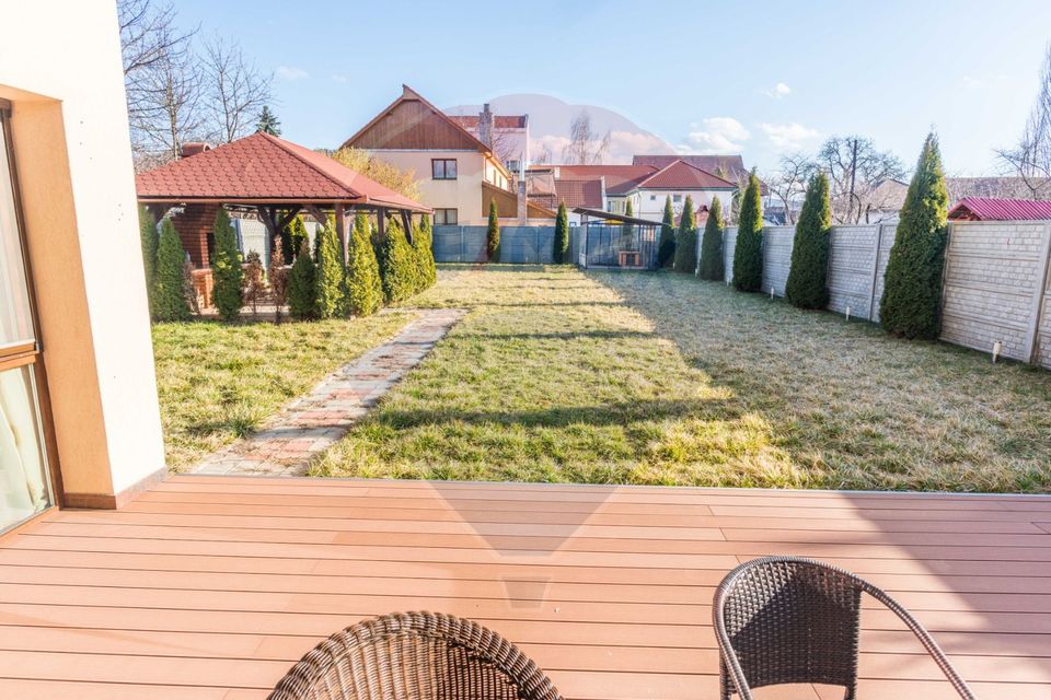 Vila in stil  mediterenean, lux,  statiunea balneoclimaterica Covasna