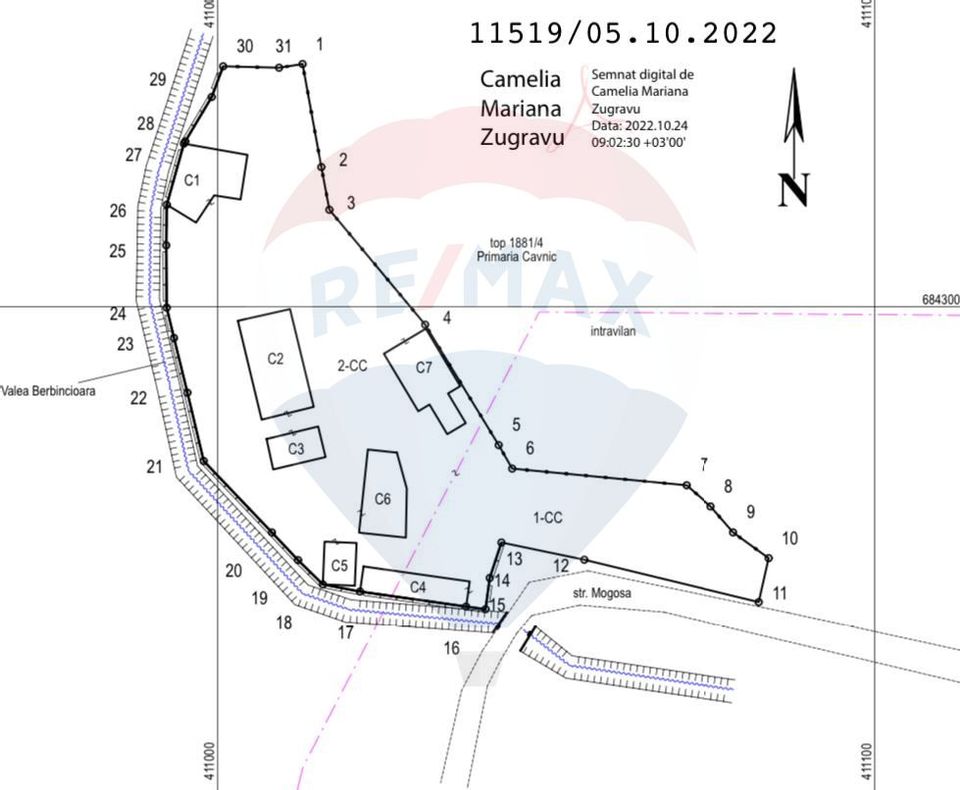 DE VANZARE Complex CU PISCINA în stațiunea turistică Cavnic Maramureș.