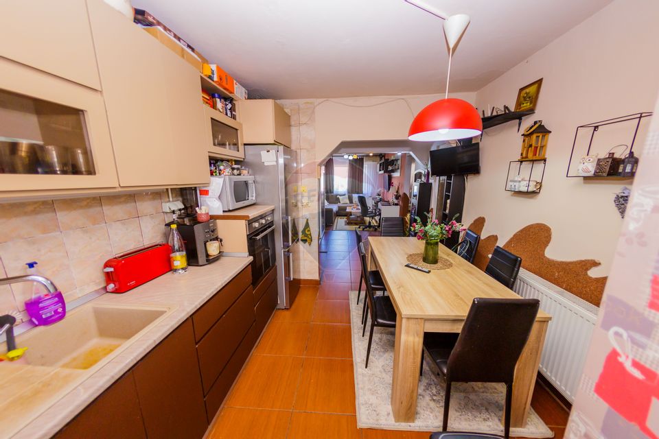 Apartament decomandat strada Moldovei