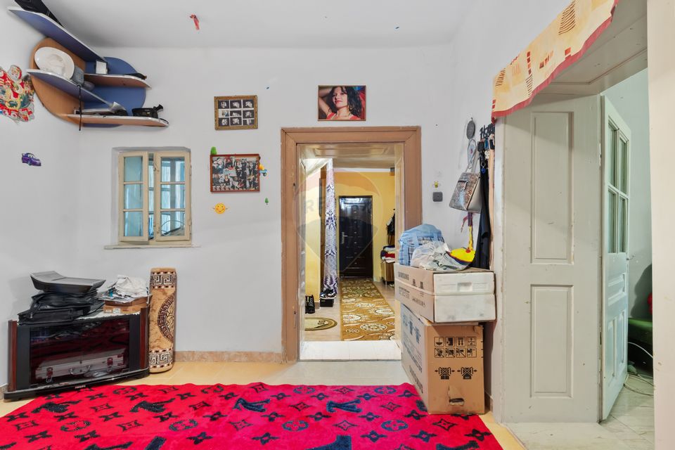 Casă cu teren 1222mp de vanzare in Nadab Judetul Arad