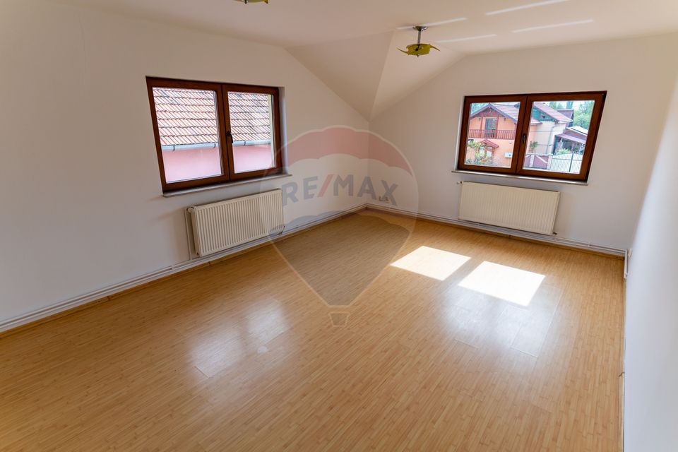 6 room Hotel / Pension for sale