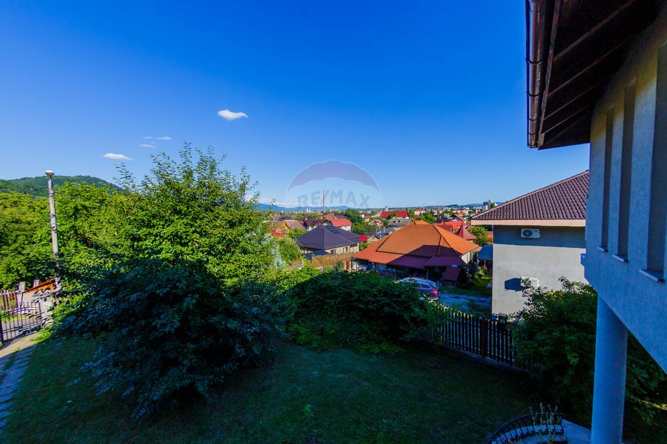 5 room House / Villa for sale, Central area